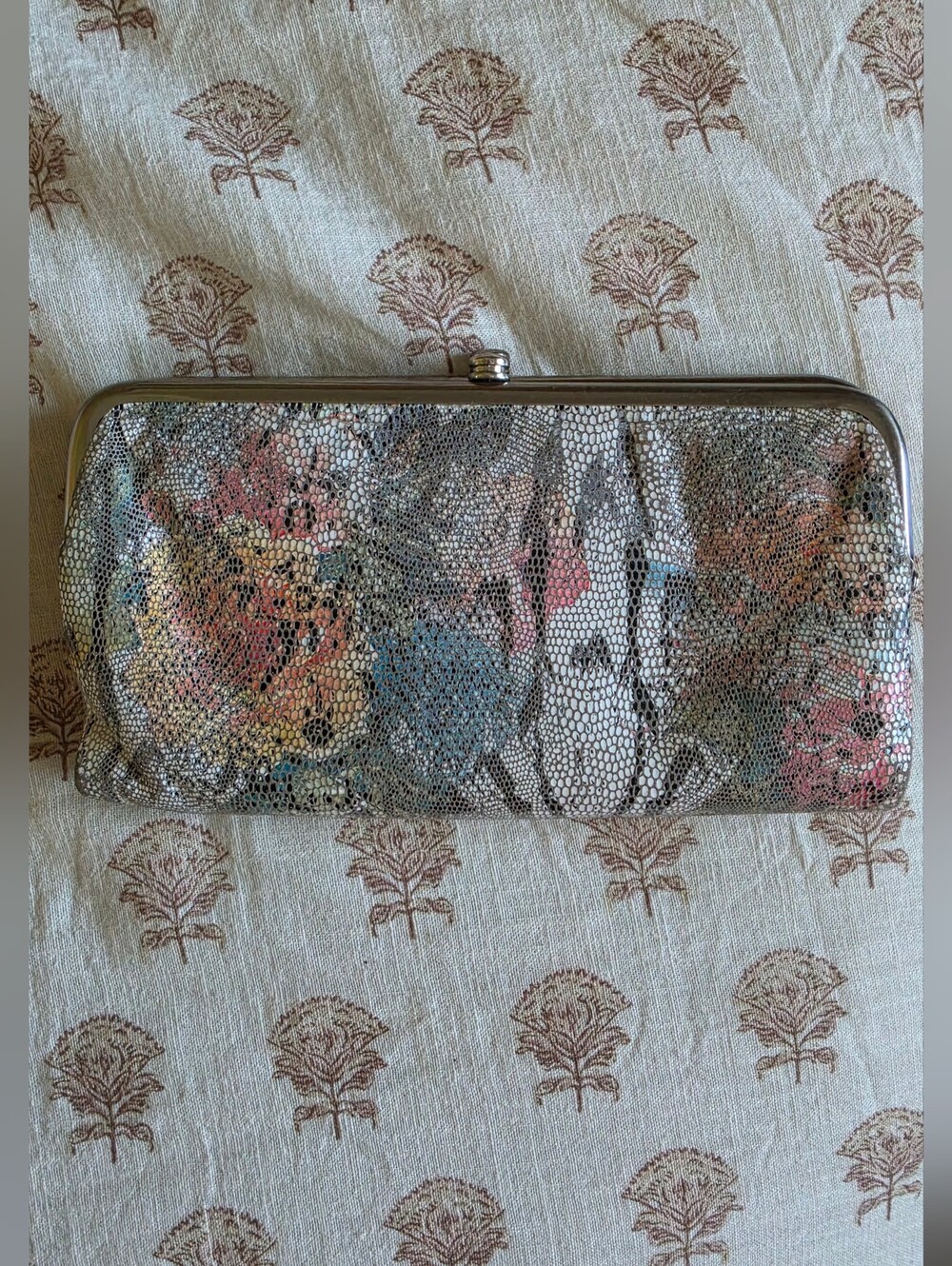 HOBO Metallic Floral Frame Clutch - Silver and Pastel Floral